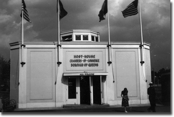 Queens Host House