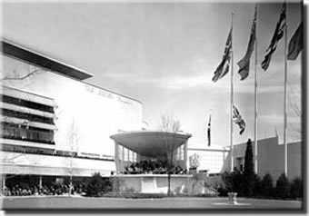 British Pavilion - photo D88 from the private collection of Dr. William R. Hanson