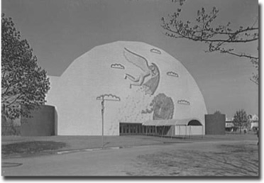 World's Fair Music Hall -LC-G612-35009 