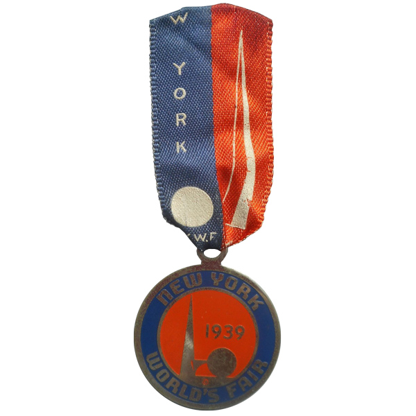 Pin & Ribbon
