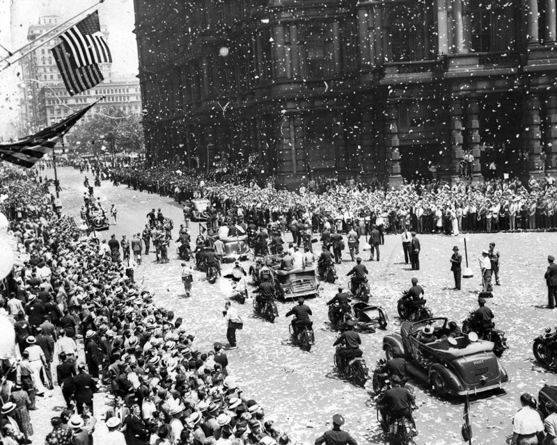 1939 New York World's Fair  parade photo #1