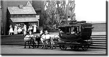 Stagecoach - Circa 1820s - photo 182-2
